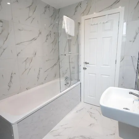 Appartamento Contemporary 3Br Flat In Watford Watford  Esterno foto